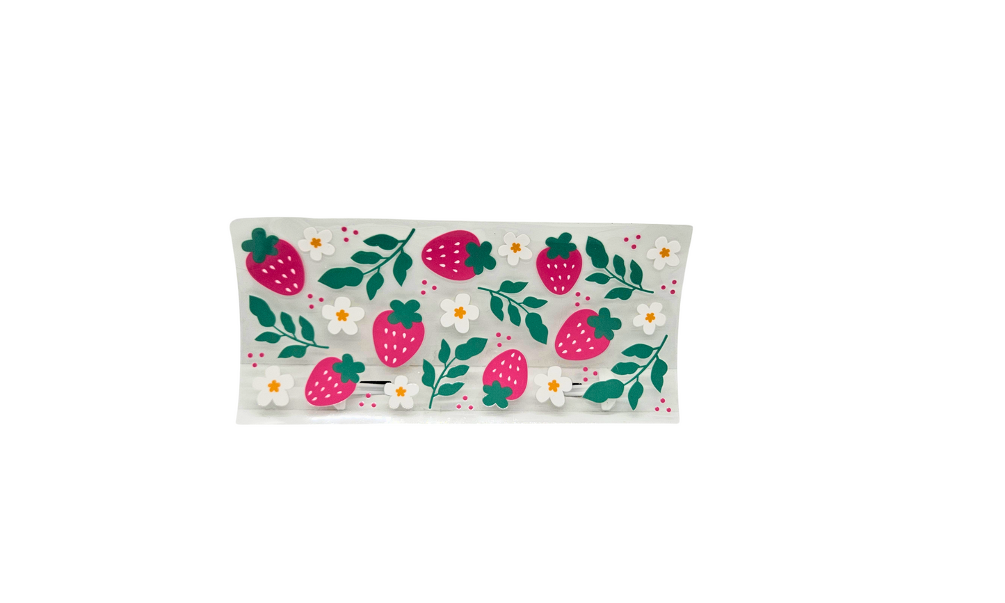 Strawberries and daisies